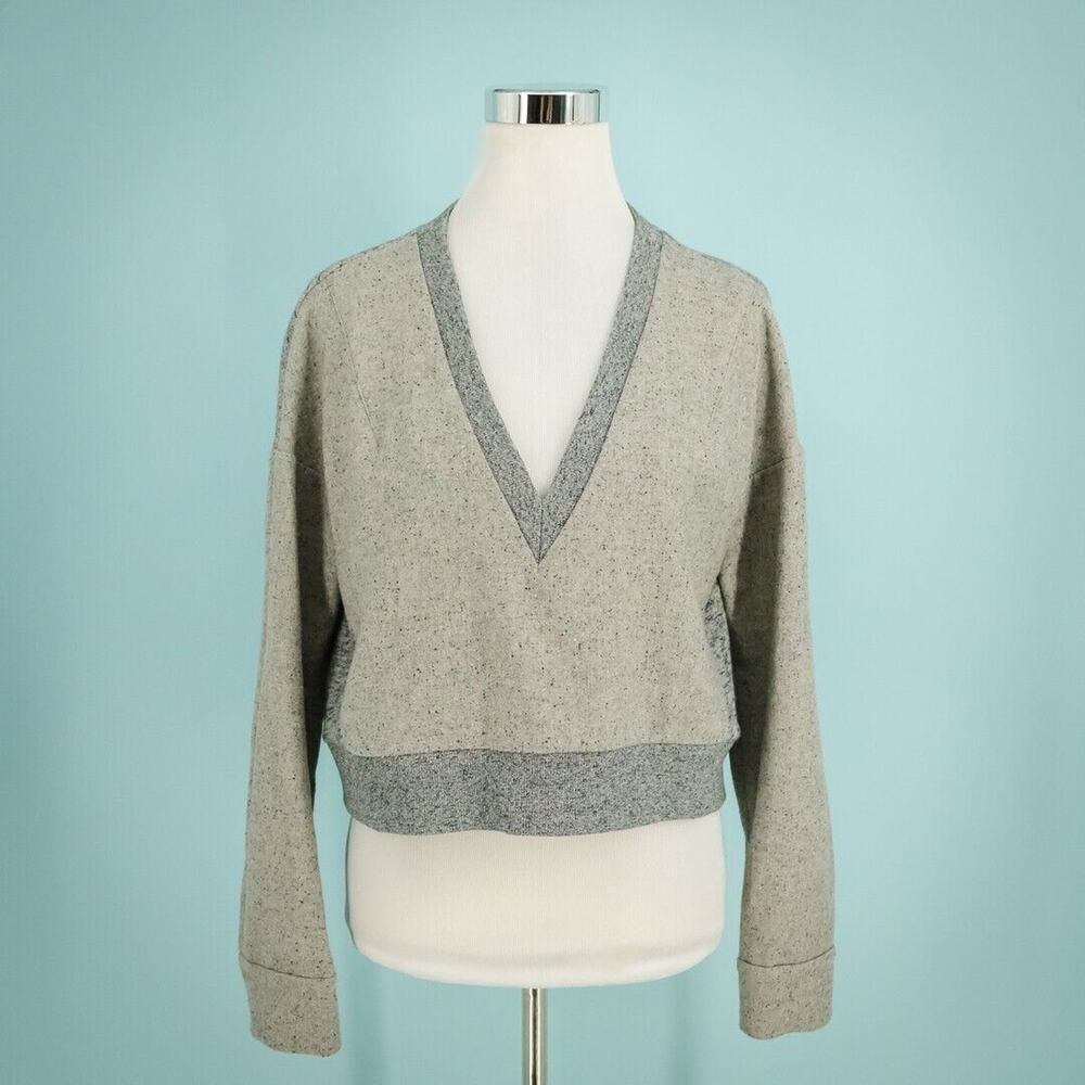 Derek Lam 10 Crosby Size 6 Gray V Neck Crop Long Sleeve Wool Silk Sweater